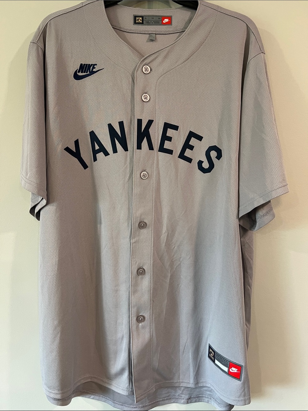 Cooperstown Nike - Men's Yankees Gray and Navy Button-Up Jersey, lightweight, XL